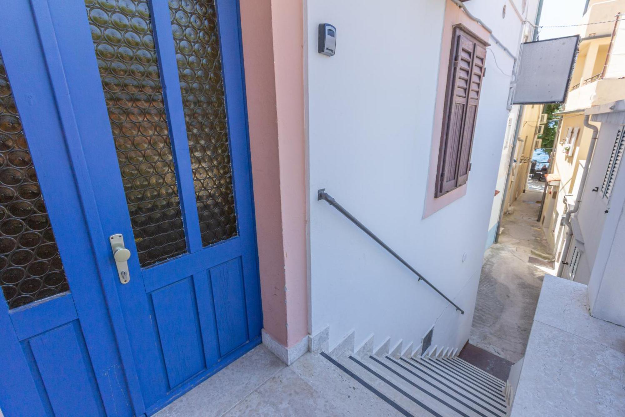 Rooms & Studio Apartments By The Way Baška Dış mekan fotoğraf
